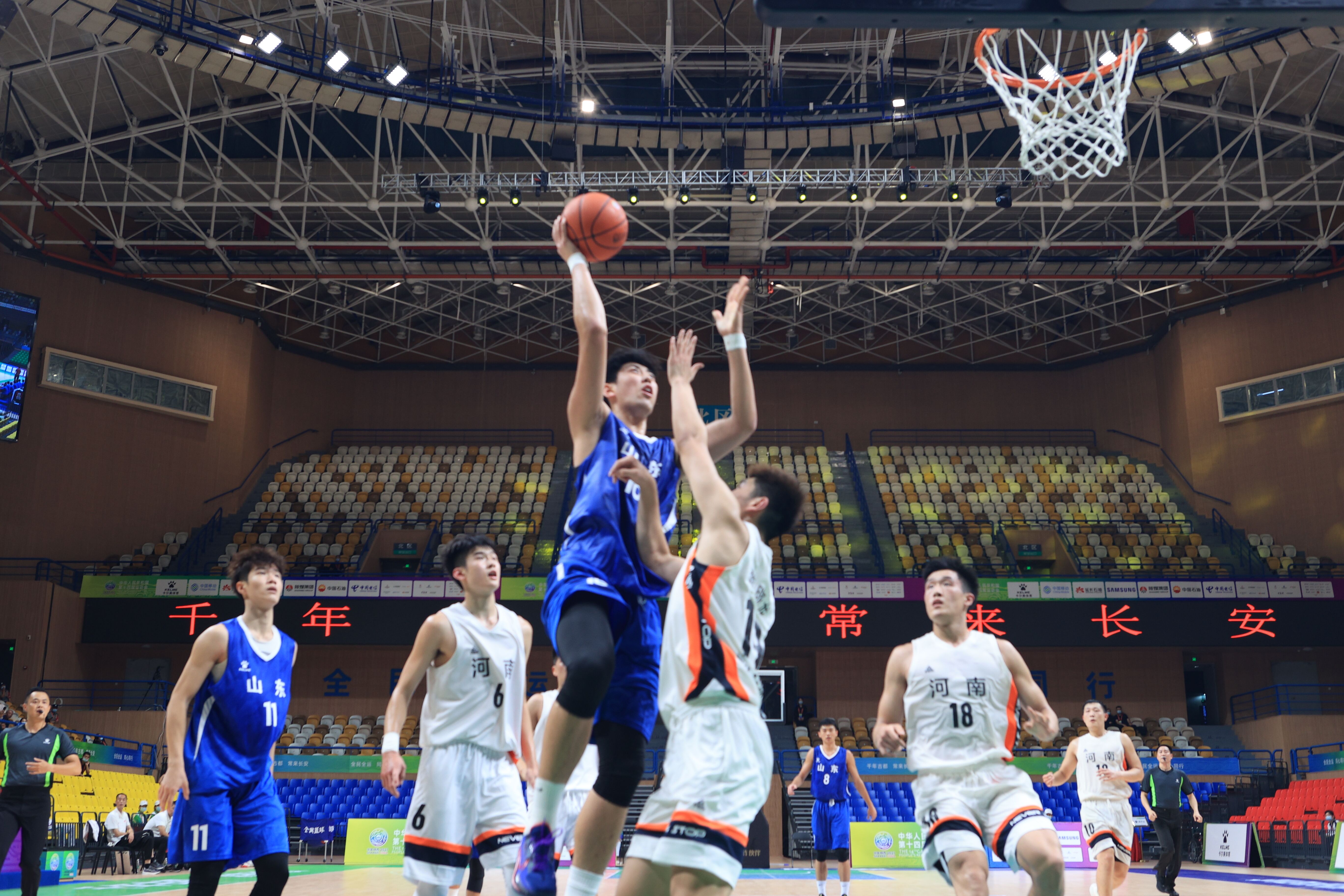 批评日益增 批评日益增